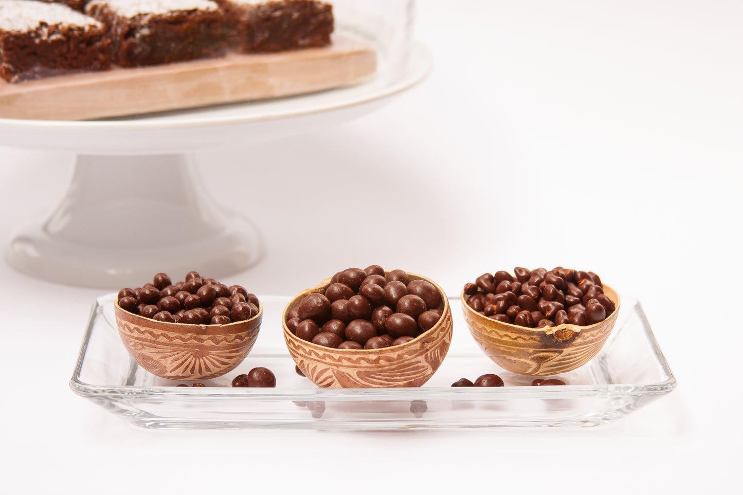 NIBS DE CACAO CUBIERTOS DE CHOCOLATE 40 GR.